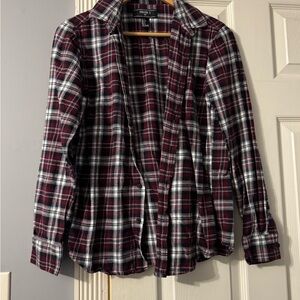 Forever 21 Burgundy Plaid Casual Button Down Shirt